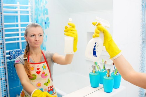 Professional sofa cleaning service in Elephantandcastle for fabric upholstery